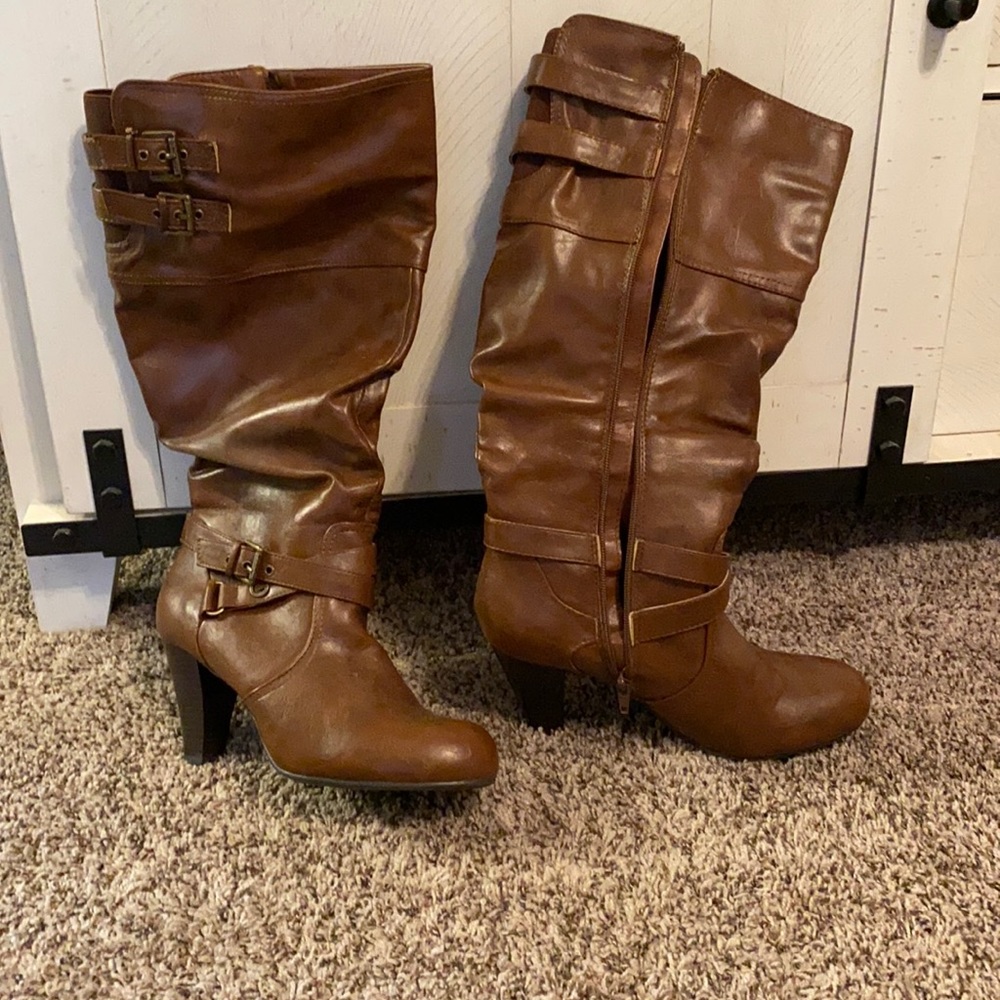 Guess boots
